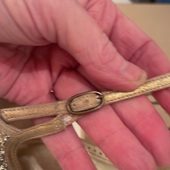 Gold Sparkle T-Srap Heels - Picture 8 of 9